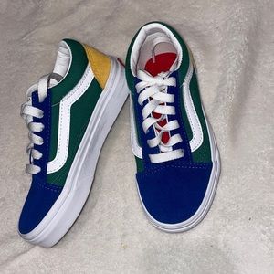 NEW Vans sneakers